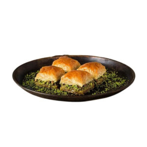 إمام تشاغداش بقلاوة مربعة بالفستق 1 كجم