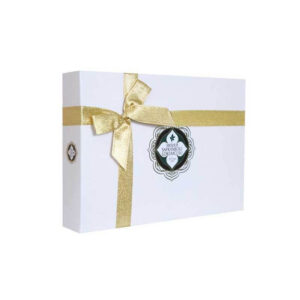 حلوى سافران بالمستكة مغطاة بالسكر