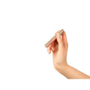 جولشا قلم الترطيب روز للعناية بالشفاه